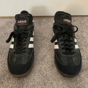 Male Adidas Sambas, black.